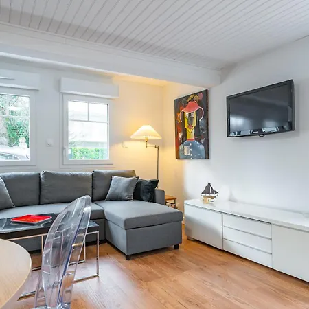 Lovely Fully Renovated T2 For 4 People Prime Location * Arcachon