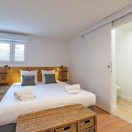 Lovely Fully Renovated T2 For 4 People Prime Location